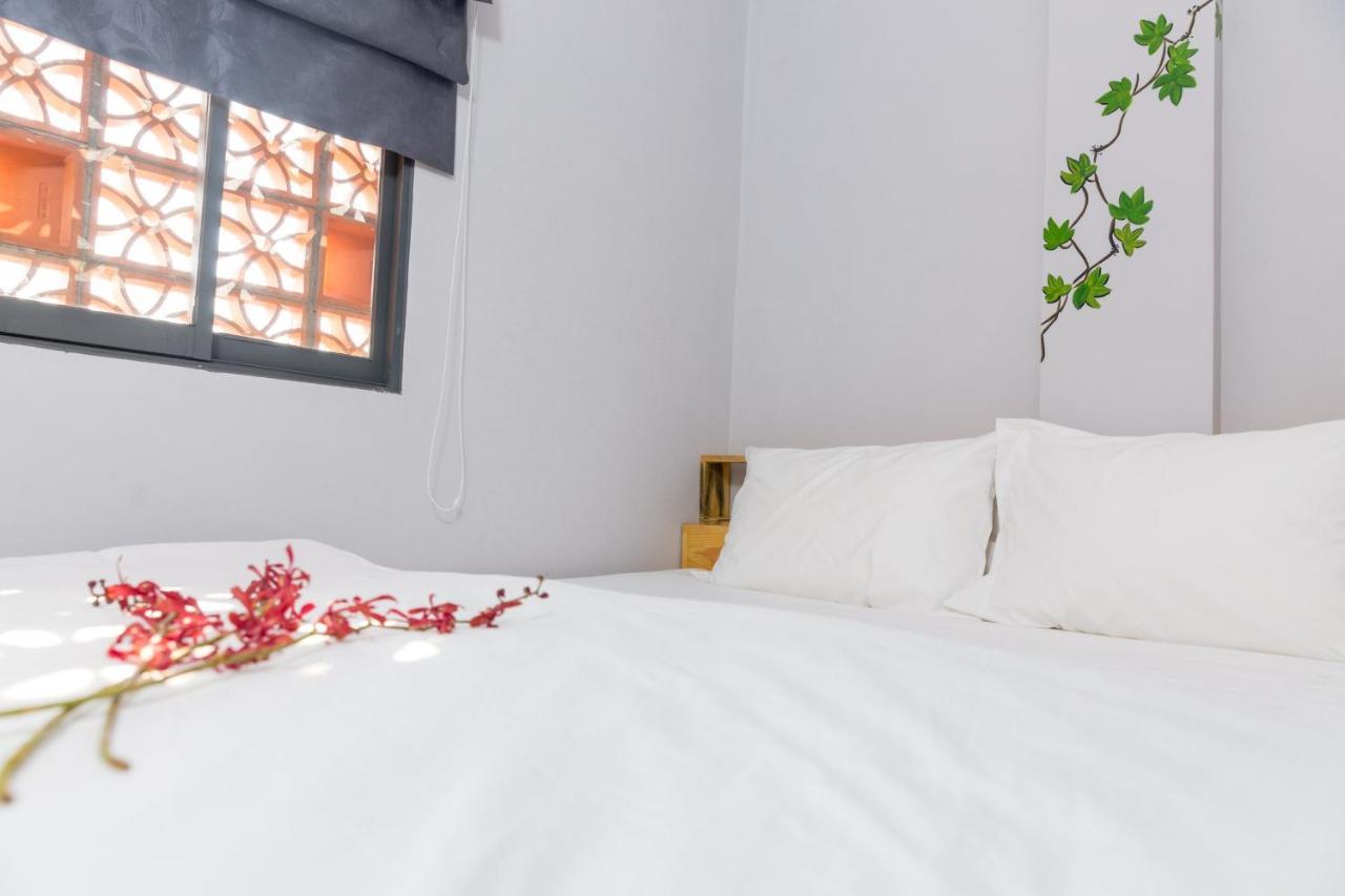 Tuti Hostel Дананг Екстериор снимка